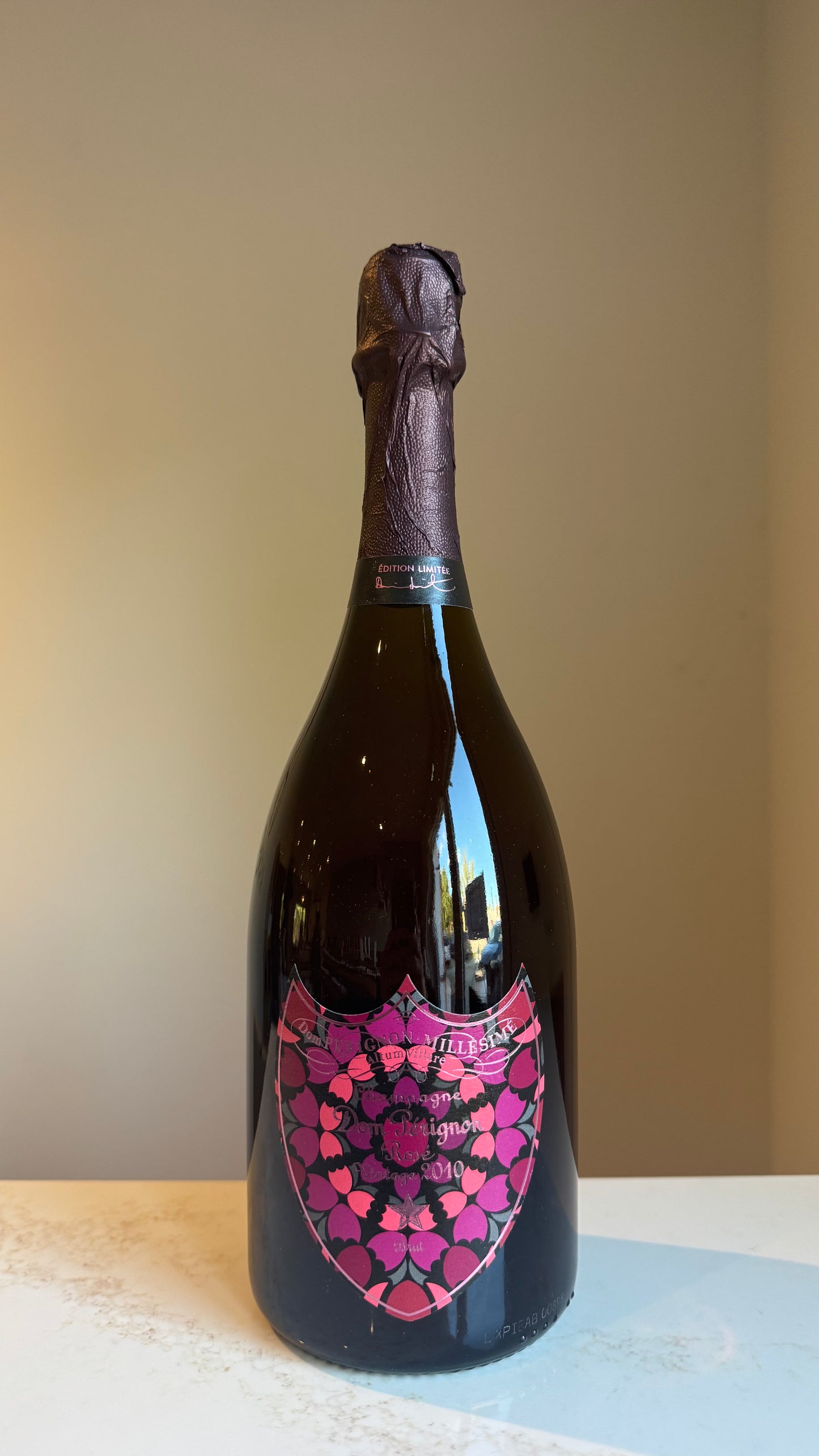 Moët et Chandon Cuvée Dom Pérignon Rosé x Damien Hirst 2010